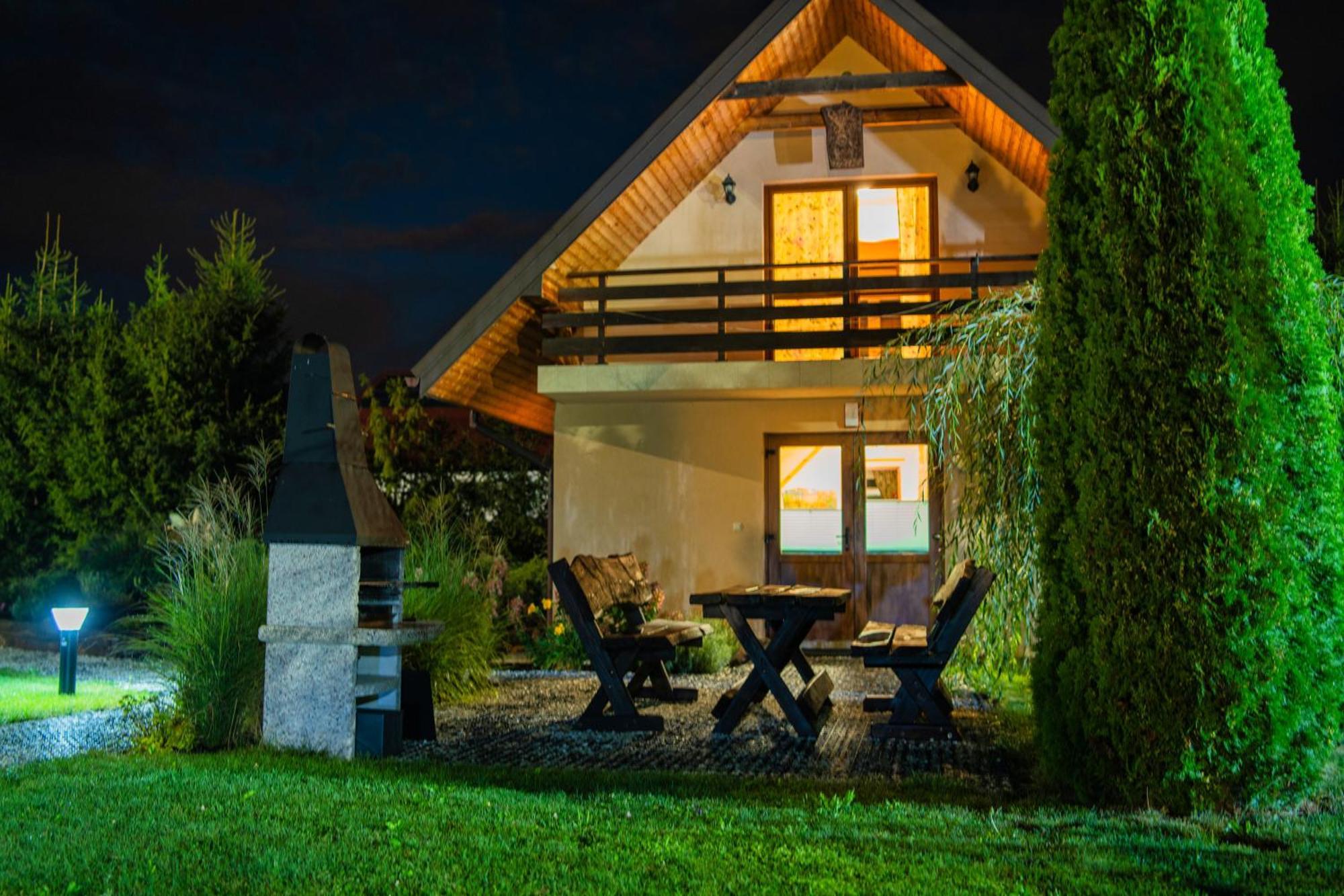 Caloroczne Domki W Bieszczadach "The Willows" Laczki Exterior photo